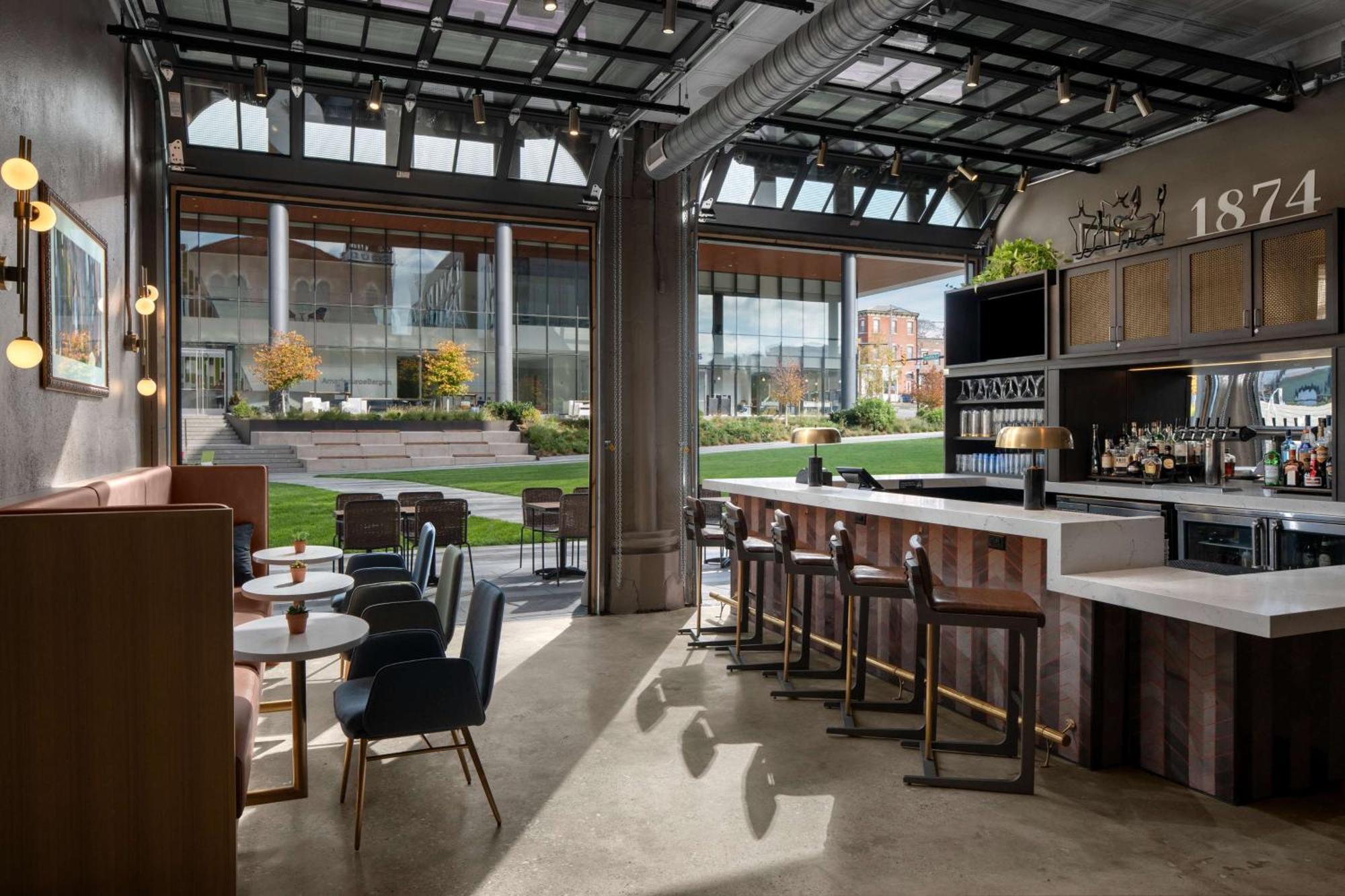 Hotel West & Main Conshohocken, Tapestry Collection Hilton Extérieur photo